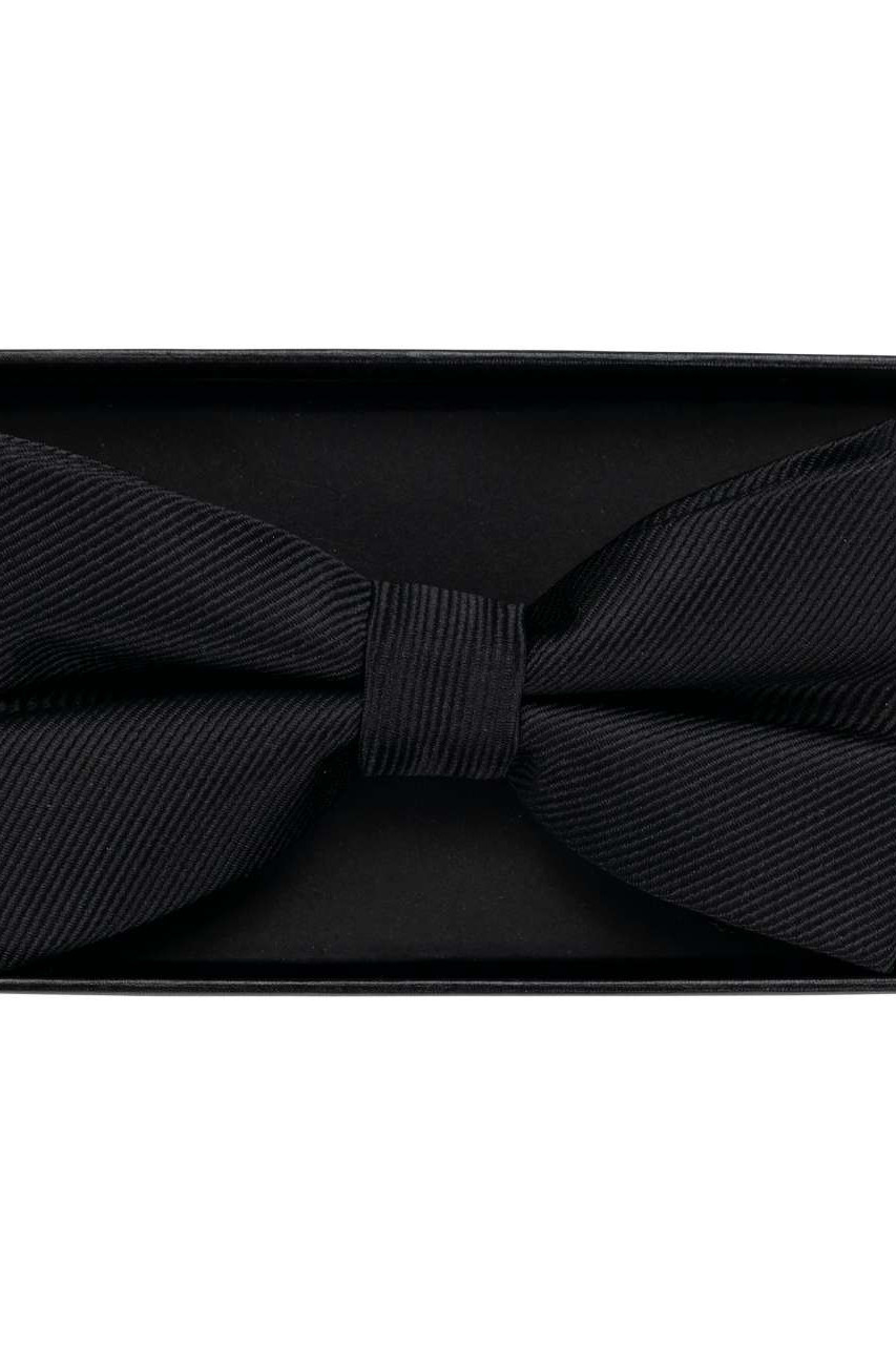 BOW TIE