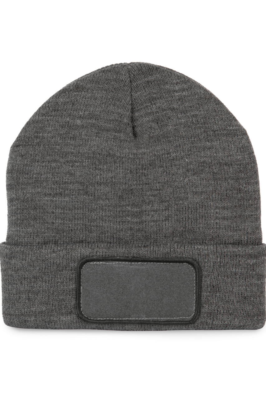BEANIE WITH PATCH